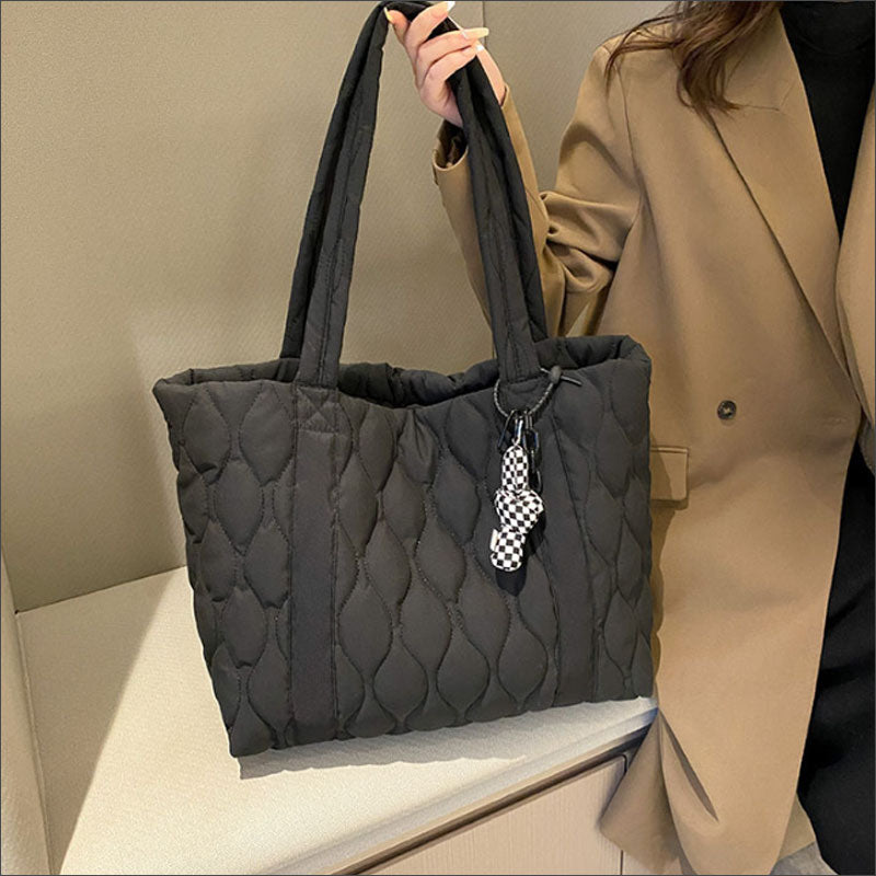TW332  キルティング トートバッグ ファスナー付き