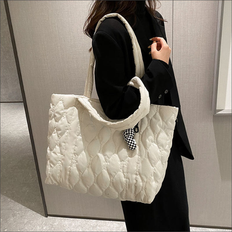 TW332  キルティング トートバッグ ファスナー付き